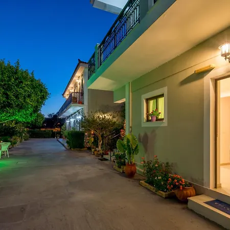 Apartament Tota *